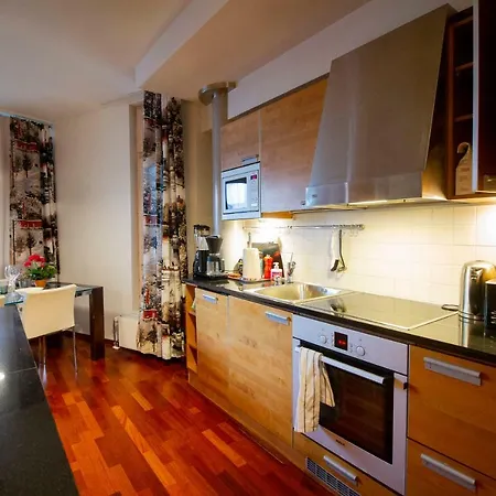 Huoneisto -- 2ndhomes Luxury Kamppi Center With Sauna -- *